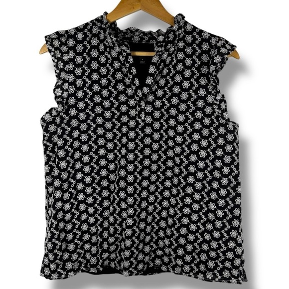 Ann Taylor Factory Embroidered Eyelet Ruffle Sleeveless Top, Black/White, Size M - Picture 1 of 11
